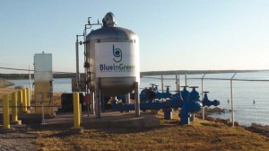BlueInGreen, in partnership with the Oklahoma Water Resources Board and the Central Oklahoma Master Conservancy District, installed an SDOX system on Lake Thunderbird in Oklahoma, which serves as both a drinking water source and a recreational destination for residents in the Oklahoma City metropolitan area. The lake has suffered from low dissolved oxygen levels because of an increase of nutrients flowing into the lake over the past several years. 